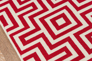 Momeni Baja BAJ10 Machine Made Contemporary Geometric Indoor/Outdoor Area Rug Red 8'6" x 13' BAJA0BAJ10RED860D