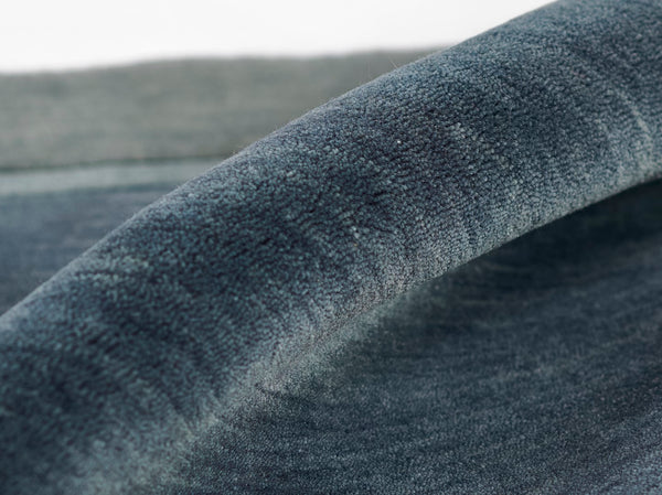 Momeni Beckton BEC-1 Hand Loomed Contemporary Border, Solid Indoor Area Rug Blue 9' x 12' BECKTBEC-1BLU90C0