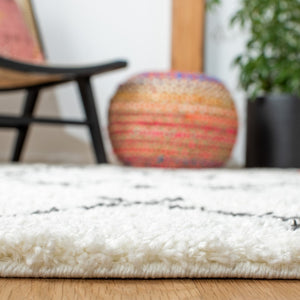 Safavieh Berber Shag 164 Power Loomed 50% Jute/45% Polypropylene/5% Polyester Shag & Flokati Rug BER164D-7SQ