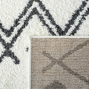 Safavieh Berber Shag 164 Power Loomed 50% Jute/45% Polypropylene/5% Polyester Shag & Flokati Rug BER164D-7SQ