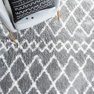 Safavieh Berber Shag 165 Power Loomed 50% Jute/45% Polypropylene/5% Polyester Shag & Flokati Rug BER165B-9