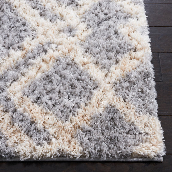 Safavieh Berber Shag 213 Power Loomed Polypropylene Shag & Flokati Rug BER213G-8SQ