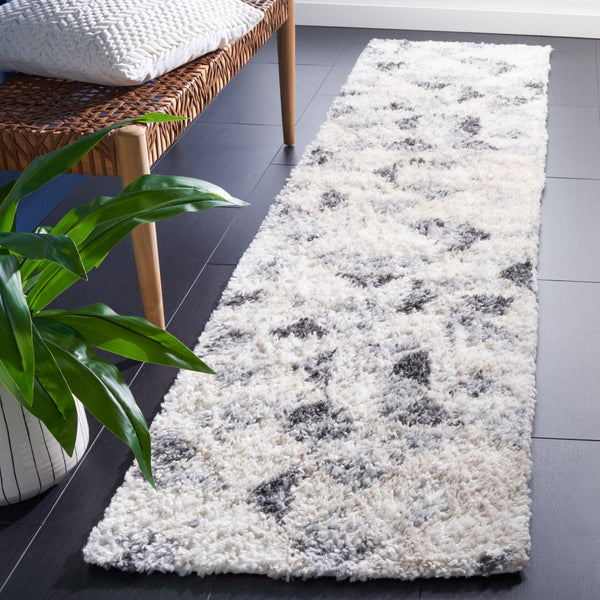 Safavieh Berber Shag 422 Power Loomed Polypropylene Pile Shag & Flokati Rug BER422F-9