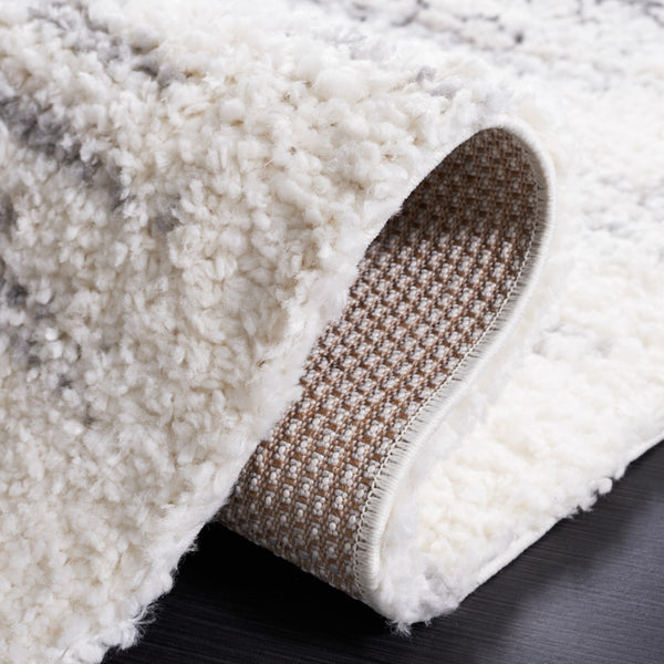 Safavieh Berber Shag 424 Power Loomed Polypropylene Pile Shag & Flokati Rug BER424A-9