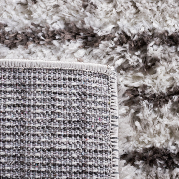 Safavieh Berber Shag 545 Flat Weave Polyester Shag - Contemporary Rug BER545F-5