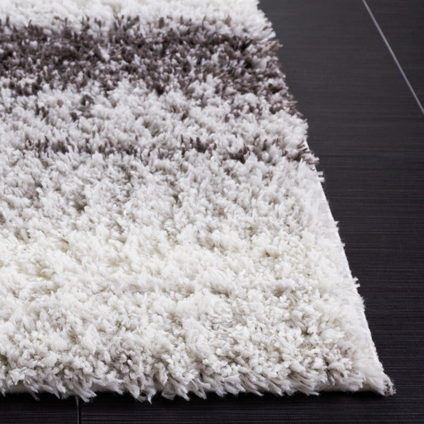 Safavieh Berber Shag 561 Flat Weave Polyester Shag - Contemporary Rug BER561F-5