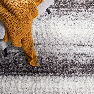 Safavieh Berber Shag 561 Flat Weave Polyester Shag - Contemporary Rug BER561F-5