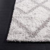 Safavieh Berber 574 Flat Weave Polyester Shag - Contemporary Rug BER574F-9