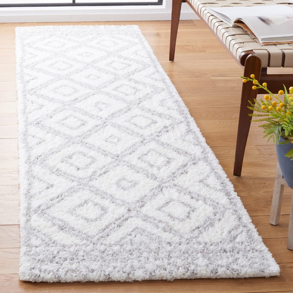 Safavieh Berber Shag 589 Flat Weave Polyester Shag - Contemporary Rug BER589A-9