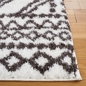 Safavieh Berber Shag 589 Flat Weave Polyester Shag - Contemporary Rug BER589B-9