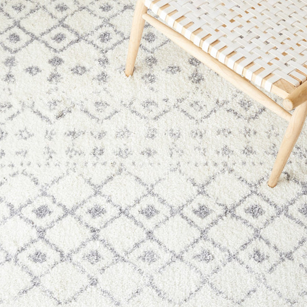 Safavieh Berber Fringe Shag 516 Power Loomed 80% Polypropylene/20% Polyester Shag & Flokati Rug BFG516J-6