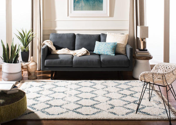 Safavieh Berber Fringe Shag 524 Power Loomed 80% Polypropylene/20% Polyester Shag & Flokati Rug BFG524A-57