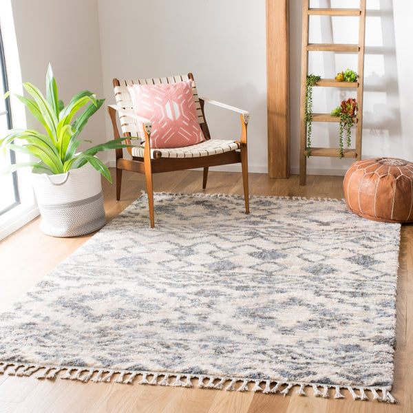 Safavieh Berber Fringe Shag 606 Power Loomed Polypropylene Shag & Flokati Rug BFG606A-4