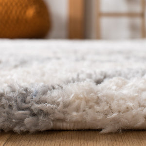 Safavieh Berber Fringe Shag 611 Power Loomed Polypropylene Shag & Flokati Rug BFG611A-4