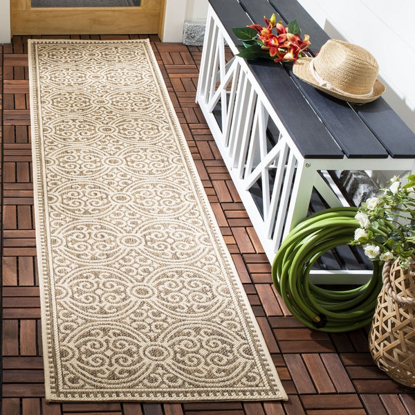 Safavieh Beach House 134 PowerLoomed 100% Polypropylene Pile Indoor/ Outdoor Rug BHS134C-5