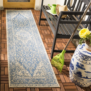 Safavieh Beach House 137 POWER LOOMED POLYPROPYLENE Indoor/ Outdoor Rug BHS137M-8SQ