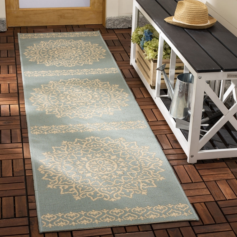 Safavieh Beach House 183 PowerLoomed 100% Polypropylene Pile Indoor/ Outdoor Rug BHS183L-3