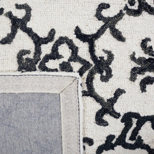 Safavieh Blossom 104  Hand Tufted 100% Wool Pile Rug BLM104B-9