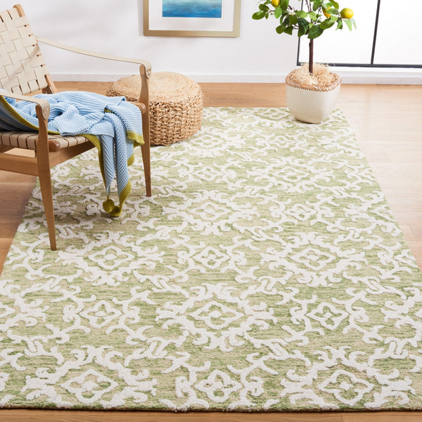 Safavieh Blossom 104  Hand Tufted 100% Wool Pile Rug BLM104W-9