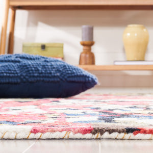 Safavieh Blossom 460 Floral Hand Tufted Rug Green / Ivory BLM460Y-5