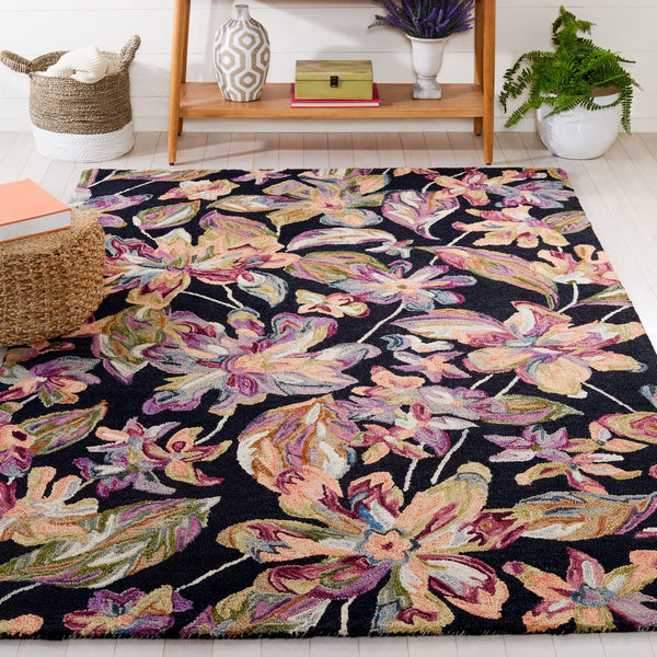 Safavieh Blossom 461 Floral Hand Tufted Rug Black / Plum BLM461Z-5