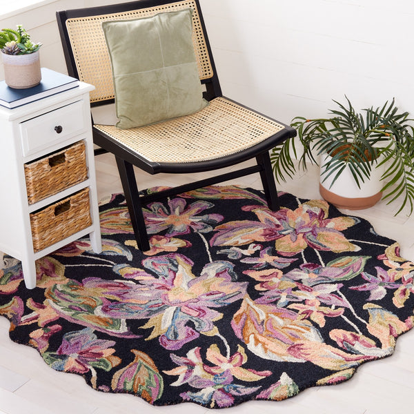 Safavieh Blossom 461 Floral Hand Tufted Rug Black / Plum BLM461Z-5