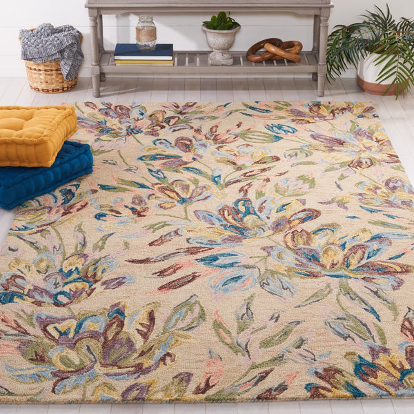 Safavieh Blossom 462 Floral Hand Tufted Rug Beige / Purple BLM462B-5
