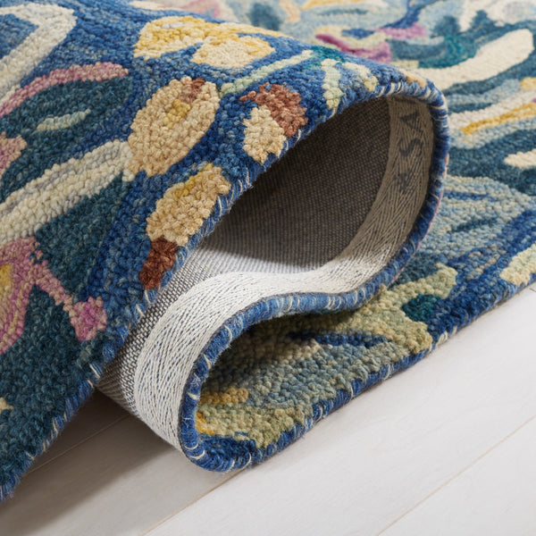 Safavieh Blossom 463 Floral Hand Tufted Rug Light Blue / Plum BLM463L-8