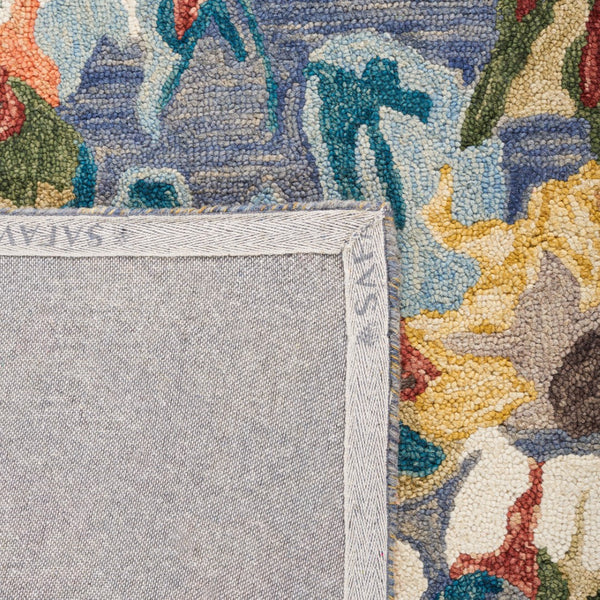 Safavieh Blossom 464 Floral Hand Tufted Rug Light Blue / Rust BLM464L-5
