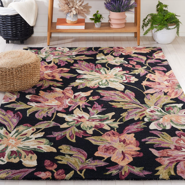 Safavieh Blossom 467 Floral Hand Tufted Rug Black / Plum BLM467Z-5