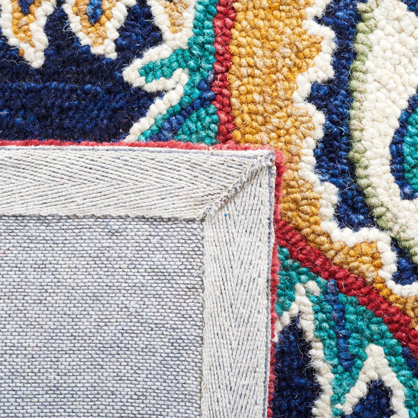 Safavieh Blossom 561 Hand Tufted 80% Wool 20% Cotton Rug BLM561N-8