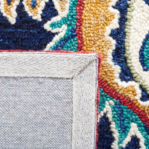 Safavieh Blossom 561 Hand Tufted 80% Wool 20% Cotton Rug BLM561N-5