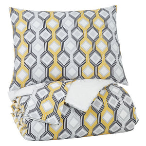 Benzara Fabric Queen Size Quilt Set with Diamond Pattern, Gray and Yellow BM227130 Gray, Yellow Fabric BM227130