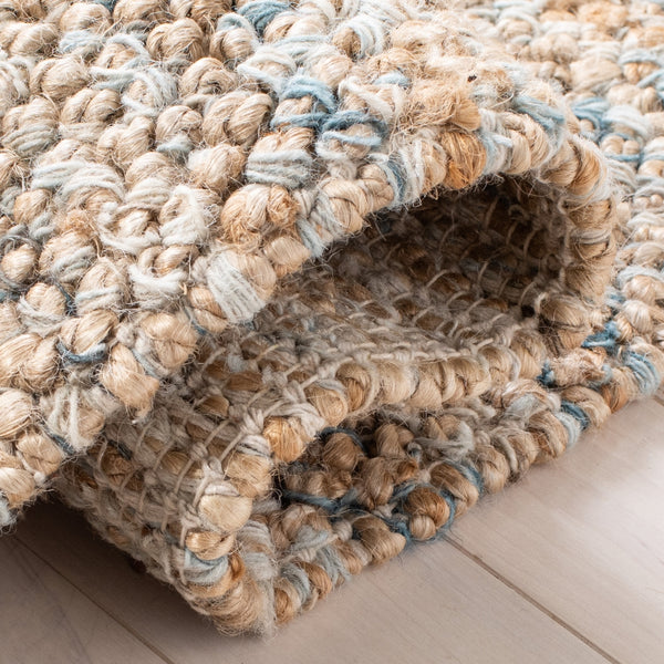 Bohemian Handwoven Rug - Luxurious 85% Jute, 15% Wool for Cozy, Stylish Home Décor Solutions