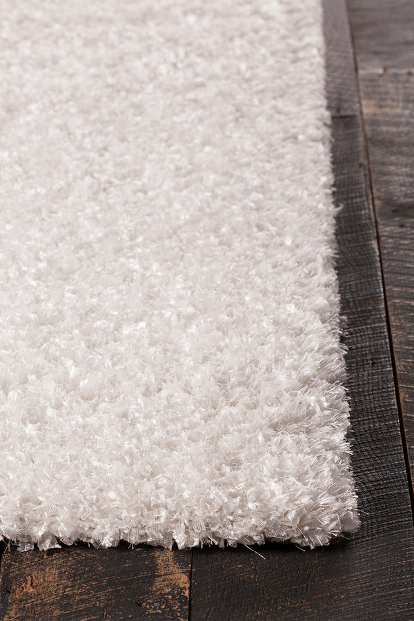 Chandra Rugs Bolero 100% Polyester Hand-Woven Contemporary Shag Rug White 9' x 13'