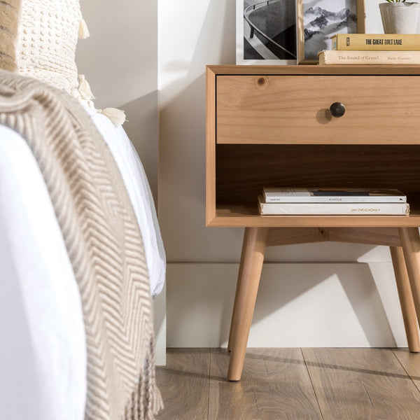 Walker Edison Mid Century Mid-century Modern/Modern 1-Drawer Mid-Century Solid Wood Nightstand BR25MC1DNP