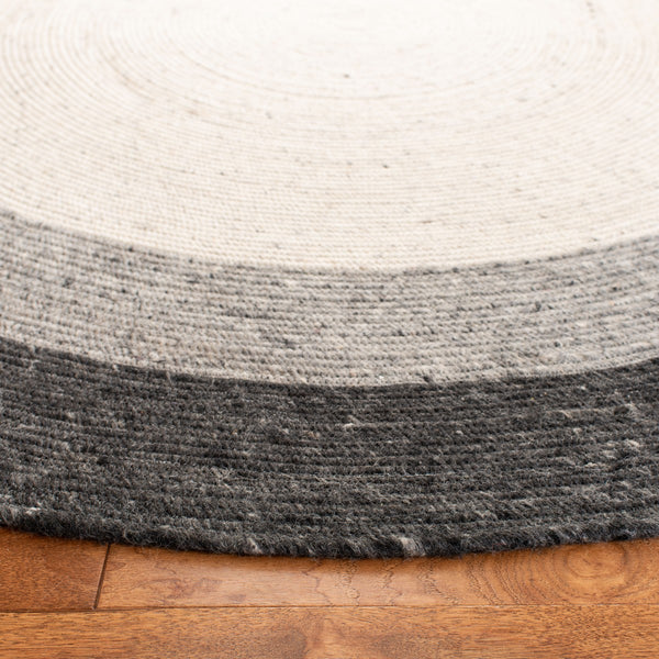 Safavieh Braided 903 Hand Woven 60% Wool, 40% Cotton Rug BRD903A-8R