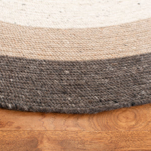 Safavieh Braided 903 Hand Woven 60% Wool, 40% Cotton Rug BRD903H-8R