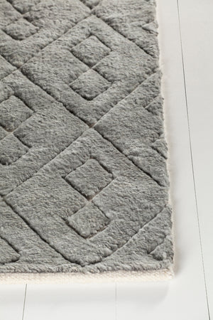 Chandra Rugs Catalina 80% Wool + 20% Cotton Hand Knotted Contemporary Rug Silver 7'9 x 10'6