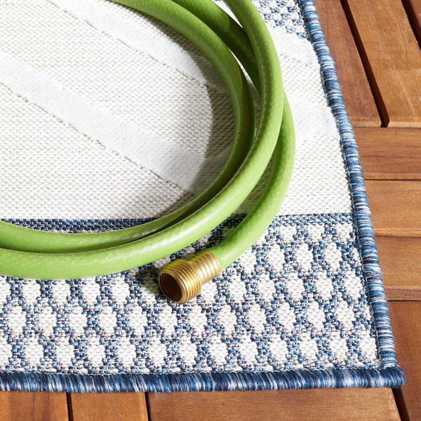 Safavieh Cabana 420 Power Loomed Indoor / Outdoor Rug Ivory / Navy 9' x 12'