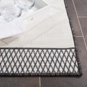 Safavieh Cabana 420 Power Loomed Indoor / Outdoor Rug Ivory / Black 9' x 12'