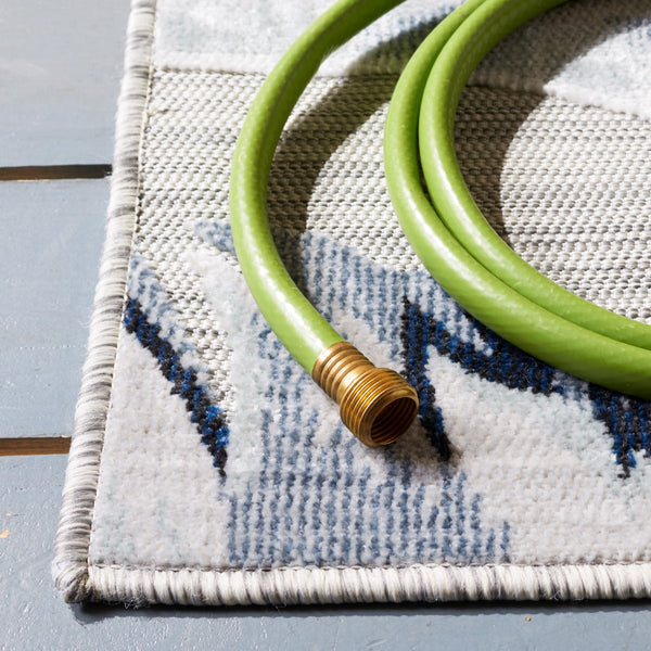 Safavieh Cabana 400 Power Loomed 100% Polypropylene Outdoor Rug CBN452N-9