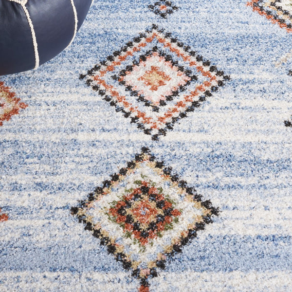 Chapel Power Loomed Bohemian Area Rug - Stylish Polyester Design for Chic Home Decor Enhancement