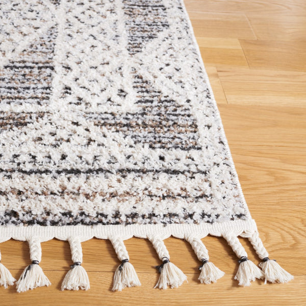 Chapel Power Loomed Bohemian Area Rug for Stylish Home Décor - Soft Polyester, Durable Design