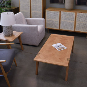 LH Imports Colton Coffee Table CLT032