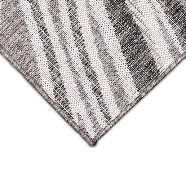 Trans-Ocean Liora Manne Malibu Waves Casual Indoor/Outdoor Power Loomed 88% Polypropylene/12% Polyester Rug Charcoal 7'10" x 9'10"