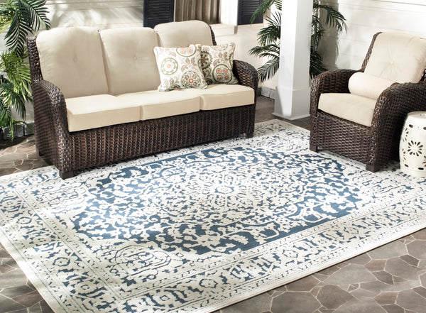 Safavieh Cottage 2019 Power Loomed 100% Polypropylene Indoor/Outdoor Rug COTS484B-8