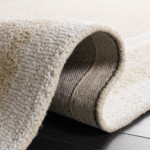 Safavieh Capri 710 Hand Tufted 70% Pet Polyester/20% Bleach Ply/10% Viscose Rug CPR710B-8