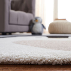 Safavieh Carousel Kids 132 Power Loomed Polyproplyene Pile Kids Rug CRK132F-8