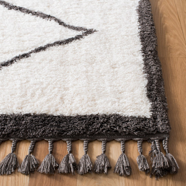 Safavieh Carmella Shag 222 POWER LOOMED 100% POLYESTER Shag & Flokati Rug CRM222A-4